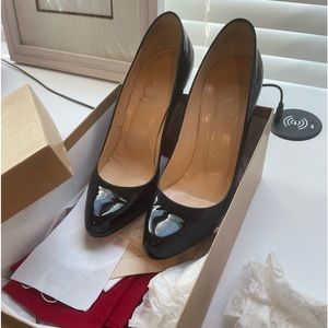 Christian Louboutin Decollette 868 100 Patent Leather Pumps